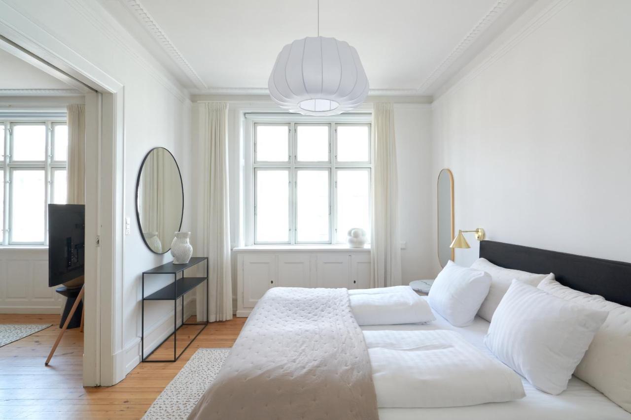 Famous Lakes Apt - City Central Copenhagen Exterior photo